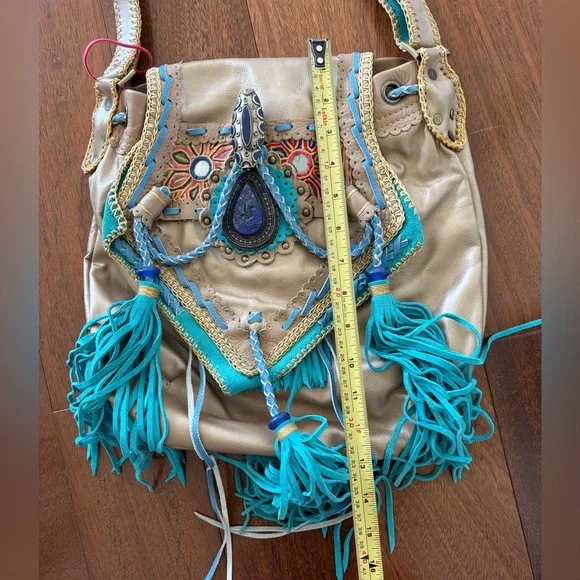 World Family Ibiza Leather Bag - Picture 11 of 11